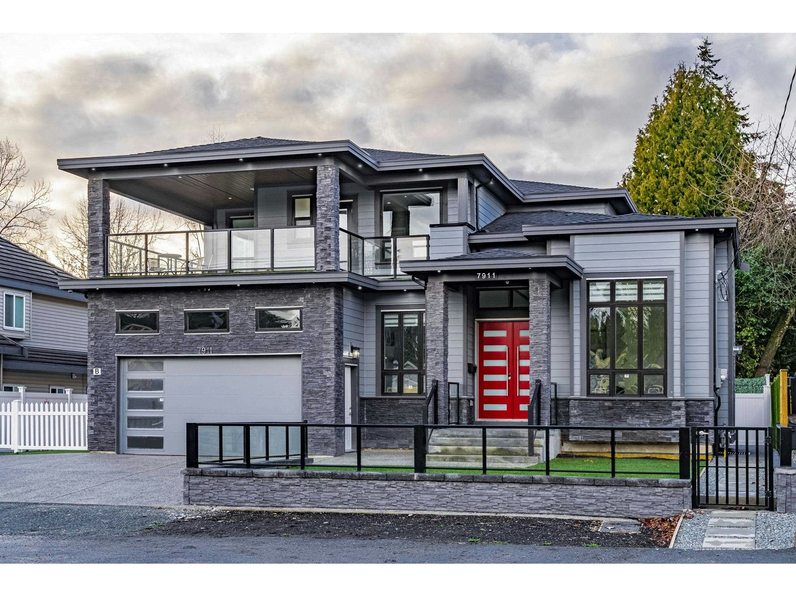 7911 112a Street, Delta, BC, V4C 4Y4