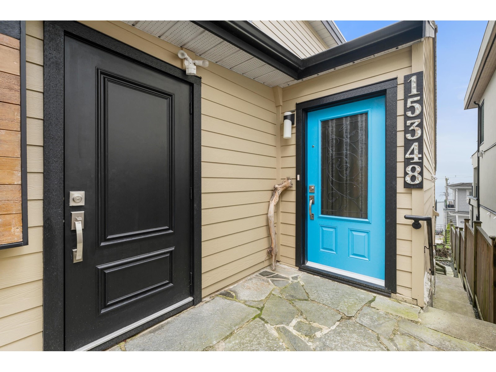 15348 Victoria Avenue, Surrey, BC, V4B 1H2