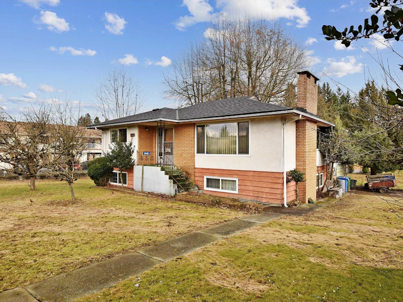 2440 Ware Street, Abbotsford BC V2S 3E1