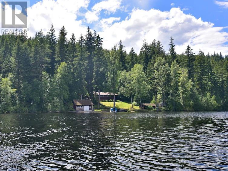 DL 2744 Mahood Lake Road Road, Wells Gray, BC, V0K 1M0
