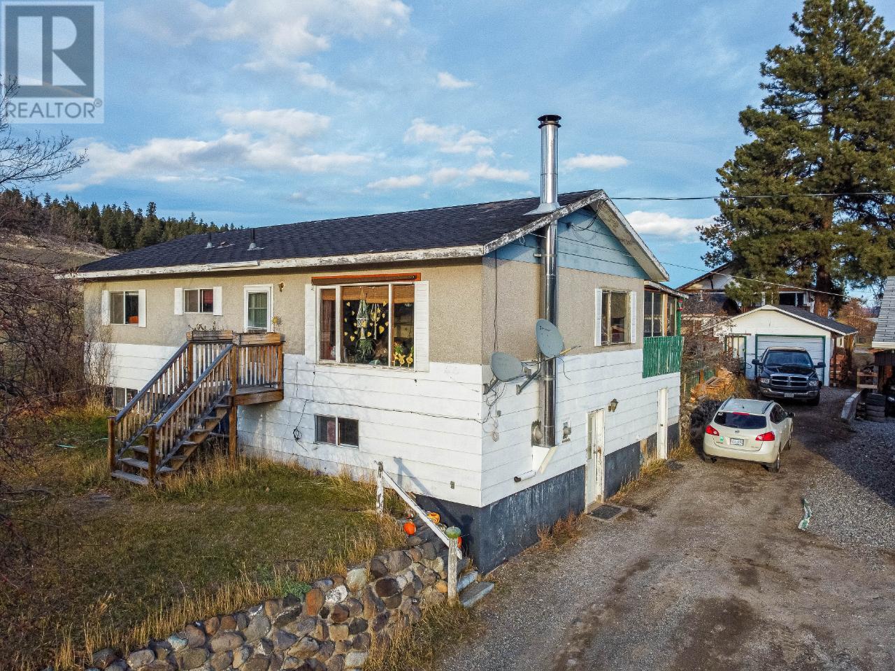 412 Elm Ave Avenue, Clinton, BC, V0K 1K0