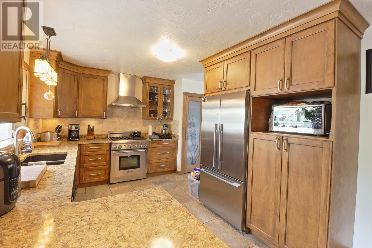 559 Pine Street Street, Ashcroft, BC, V0K 1A0