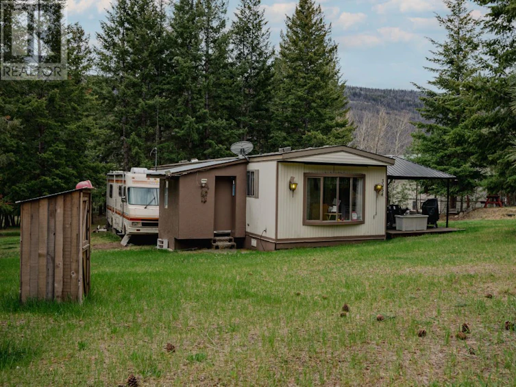 3054 Loon Lake Rd Road, Loon Lake, BC