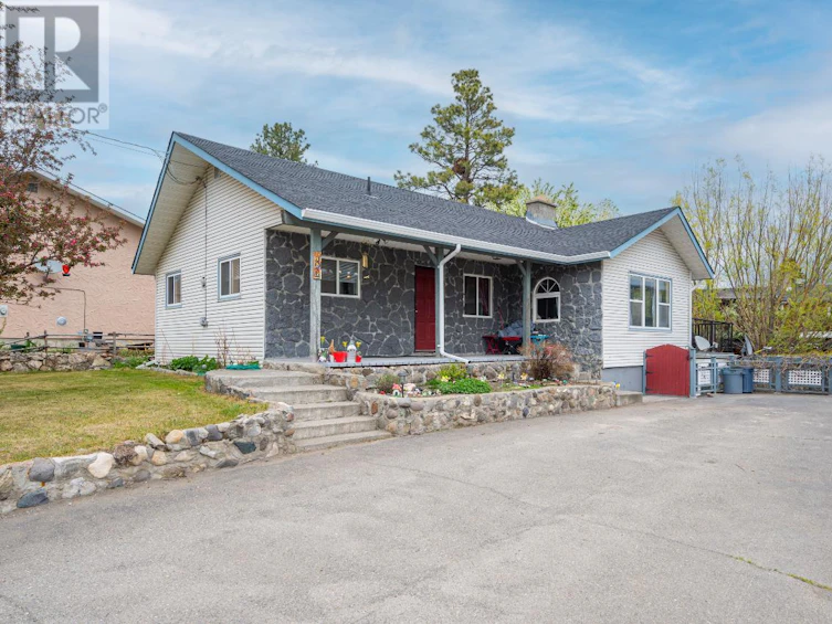406 Fir Ave Avenue, Clinton, BC, V0K 1K0