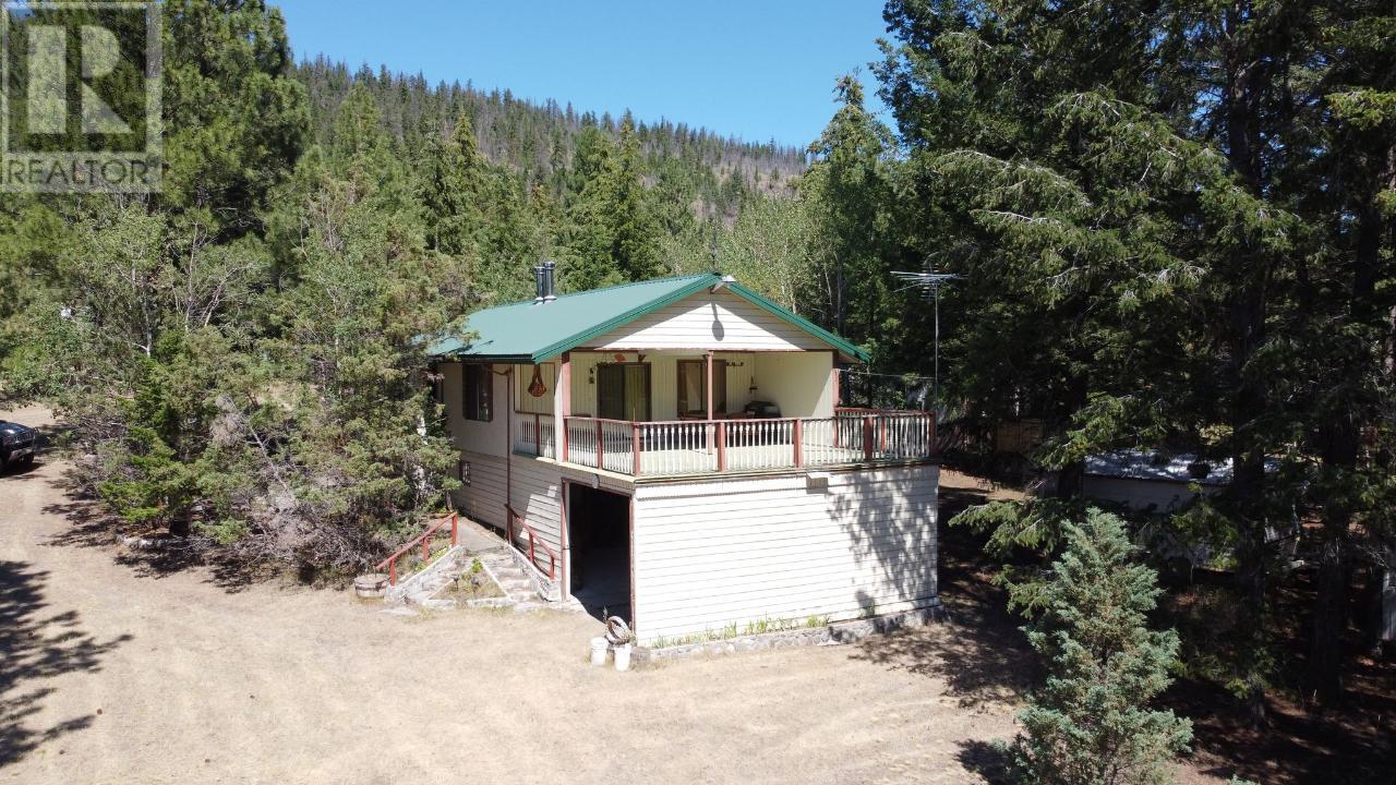 3050 Loon Lake Rd Road, Loon Lake, BC