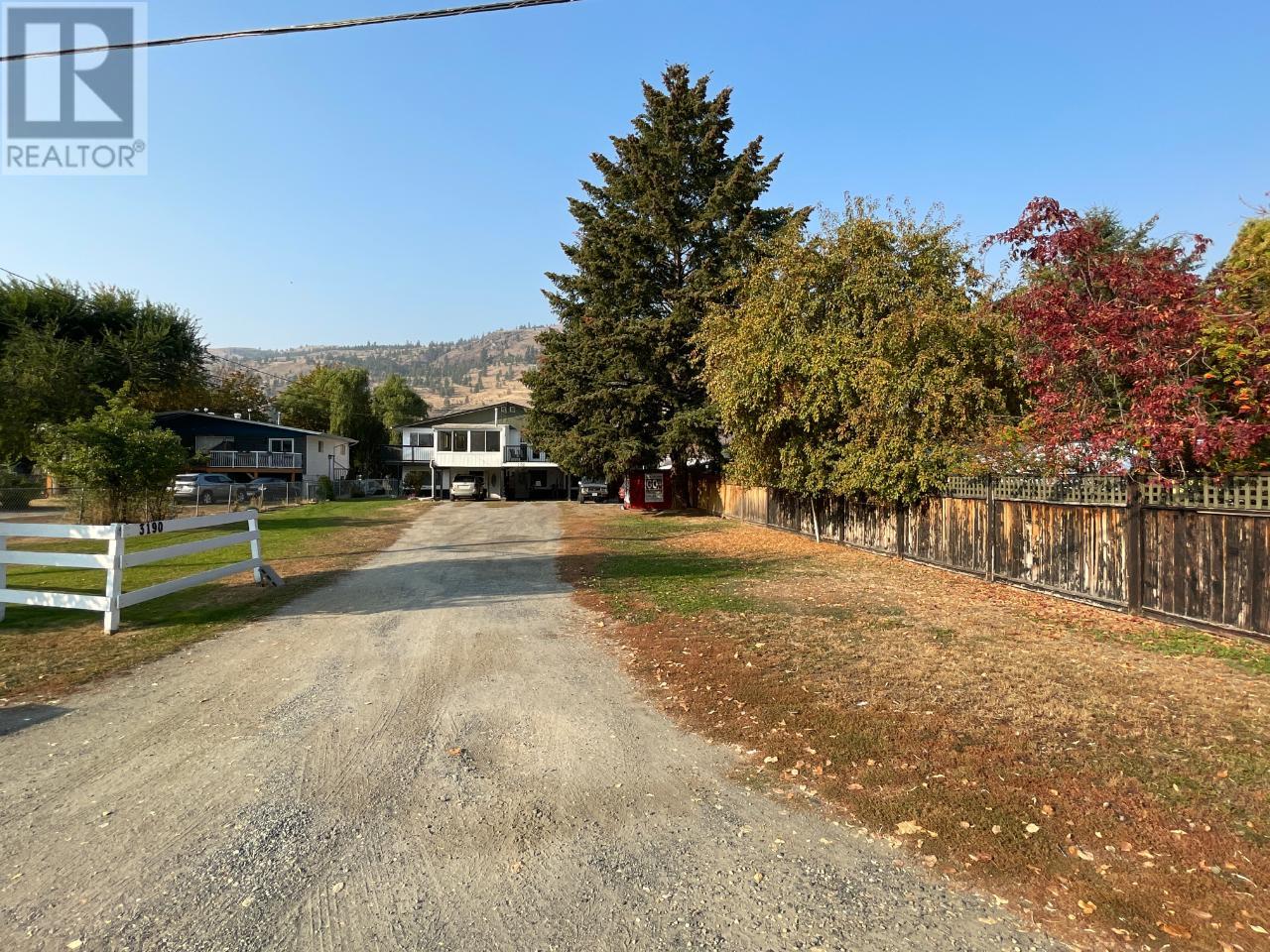 3192 Wawn Cres Crescent, Kamloops, BC, Duplex For Sale REW