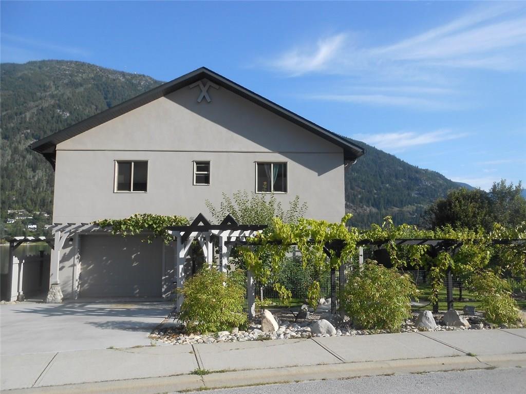 805 Sproat Drive Drive, Nelson, BC, V1L 7B6