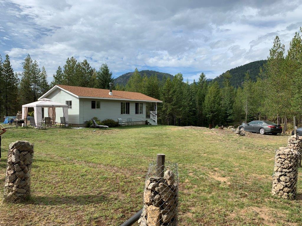 19255 NORTH North Fork Road Road, Grand Forks, BC, V0H 1H1