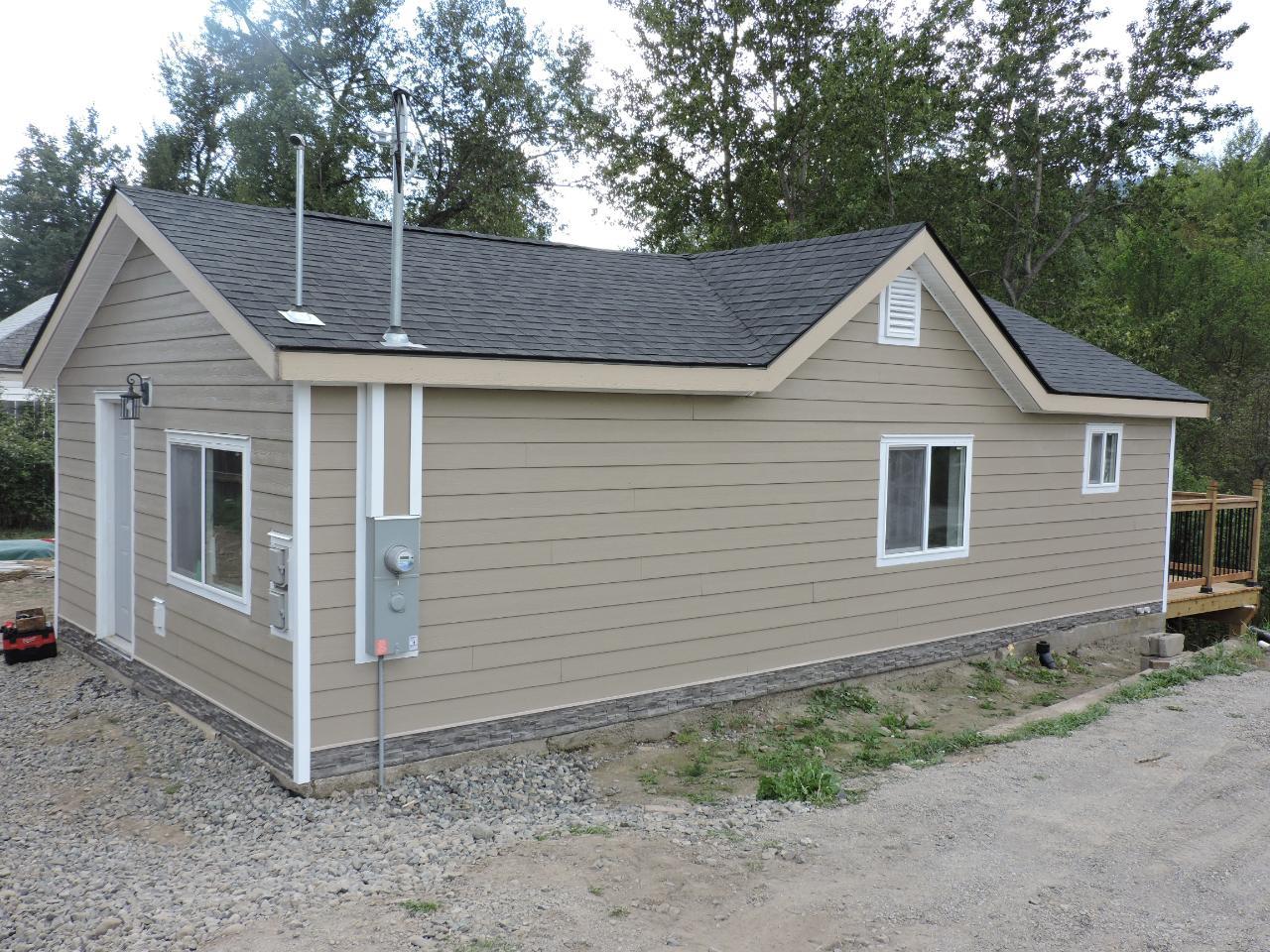 549 S Gold Avenue S Avenue, Greenwood, BC, V0H 1J0