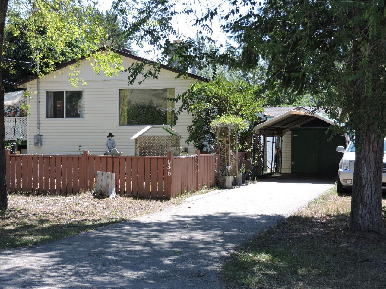 646 Sixth Avenue Avenue, Midway, BC, V0H 1M0