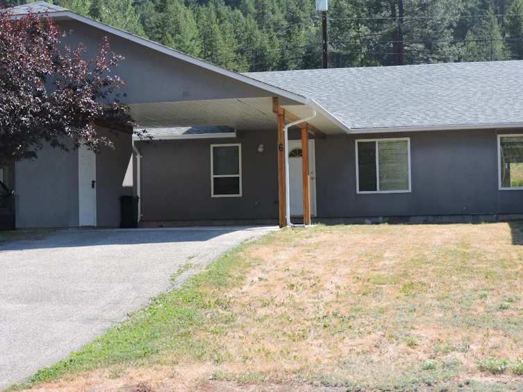468 N Kimberley Avenue N Avenue, Greenwood, BC, V0H 1J0 - 2