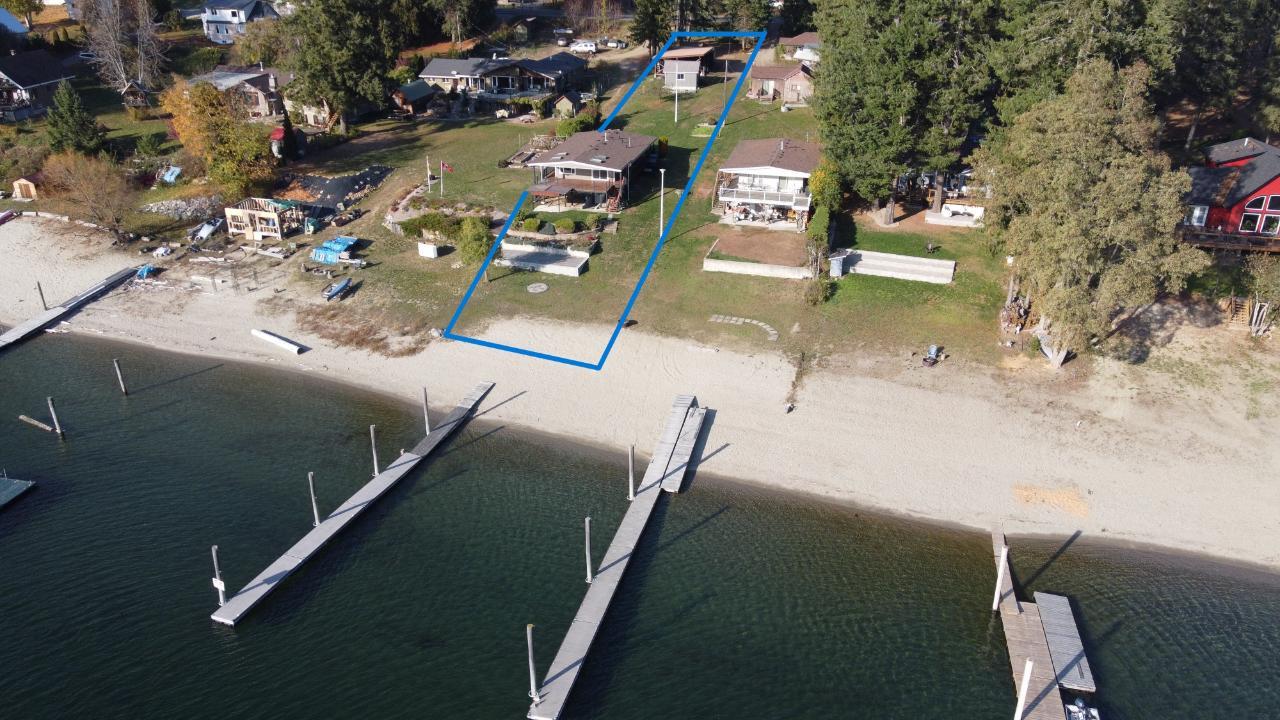 7588 Highway 3a, Balfour, BC, House For Sale REW