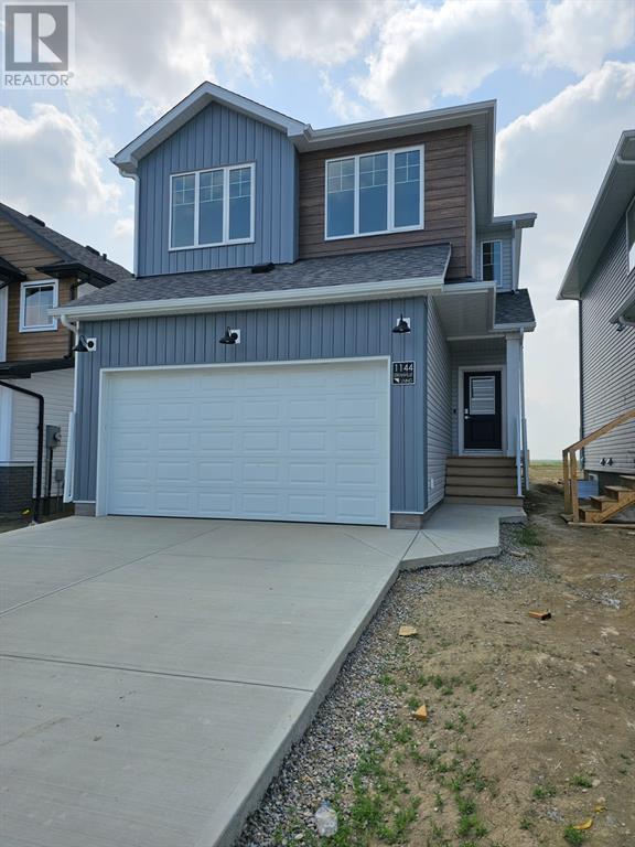 1144 Coalbrook Place West, Lethbridge, AB, T1J 5W7