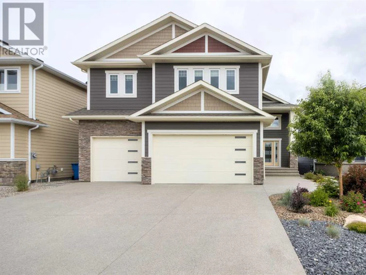 205 Sixmile Place South, Lethbridge, AB, T1K 8E4