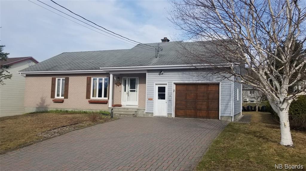 52 Breau Ave  