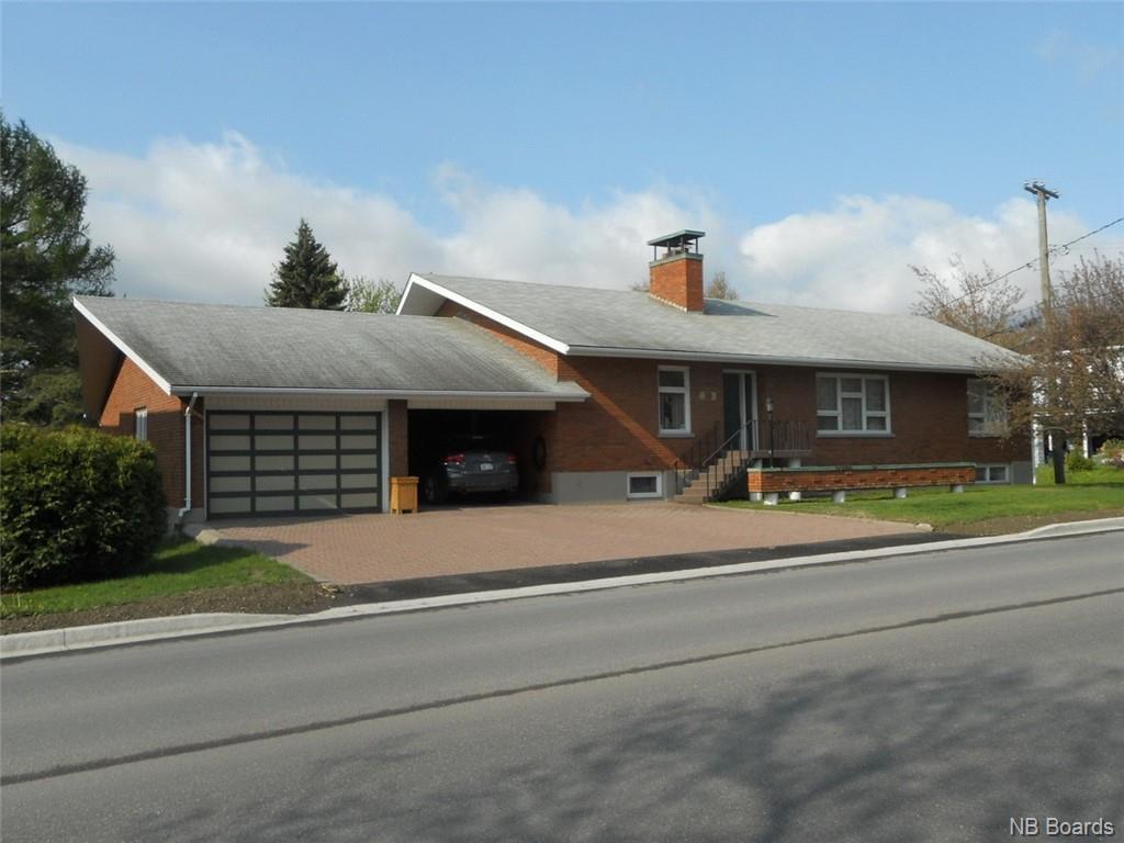 30 Queen St  