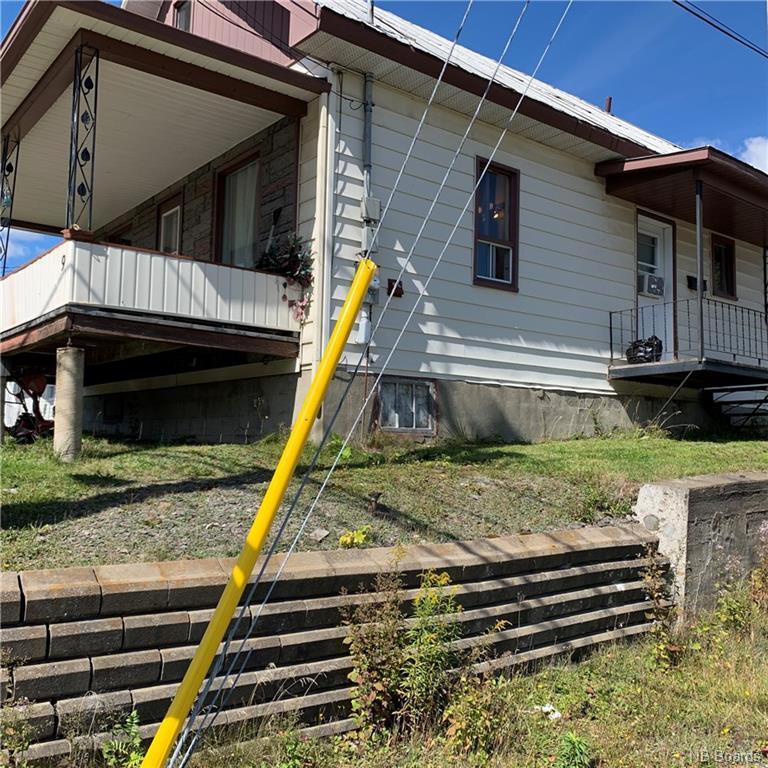 9 Martin St  