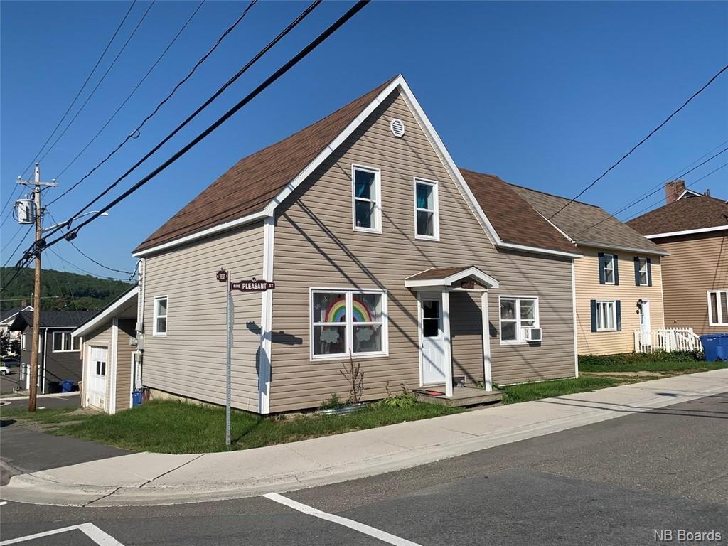141 Pleasant St  