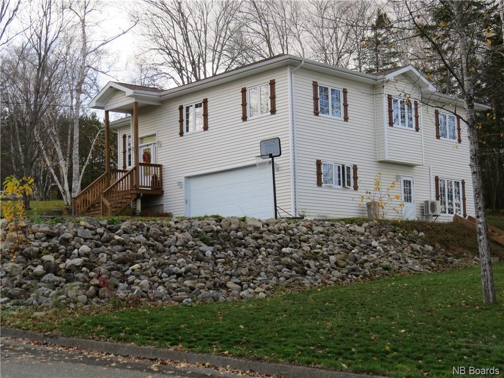 29 Hughes Crescent  