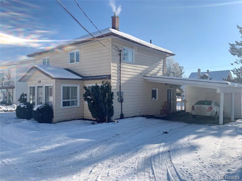 28 Lainey St  