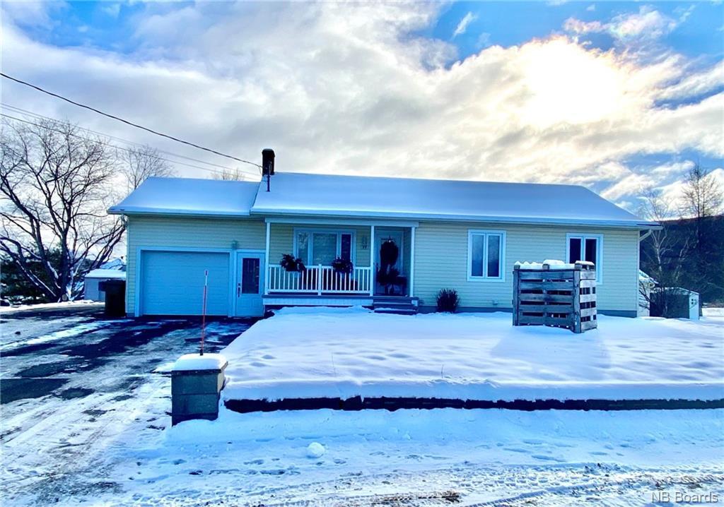 99 Rivière-À-La-Truite Street  
