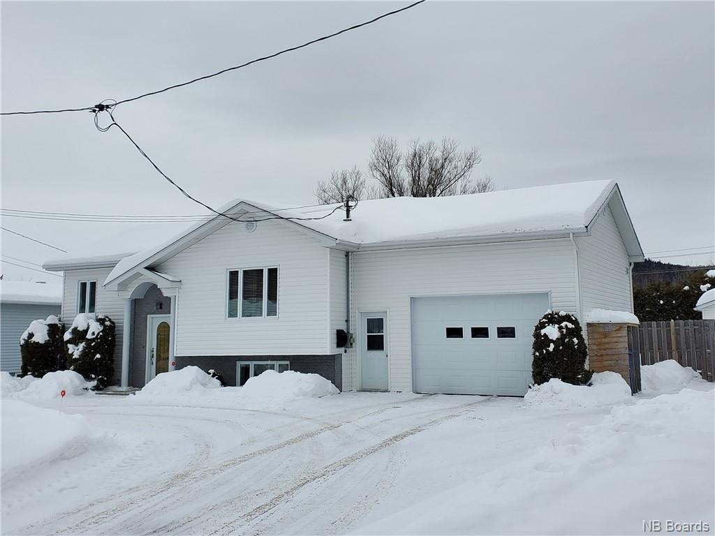 14 Perron St  