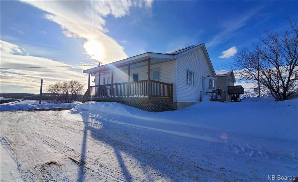 613 Madawaska Rd  