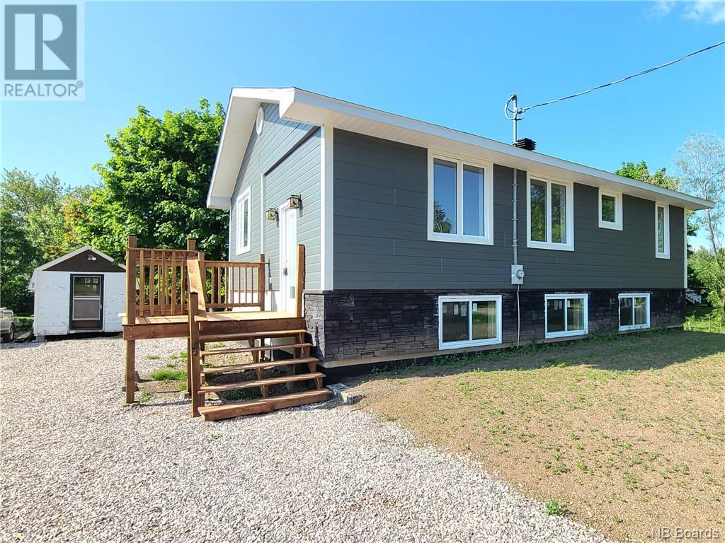86 Du Quai, PointeVerte, NB, House For Sale REW