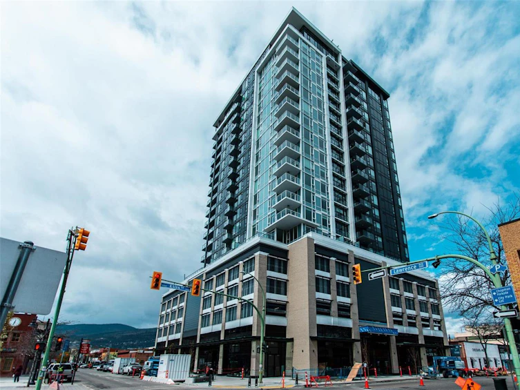 PH5-1588 Ellis Street, Kelowna, BC, V1Y 8L1