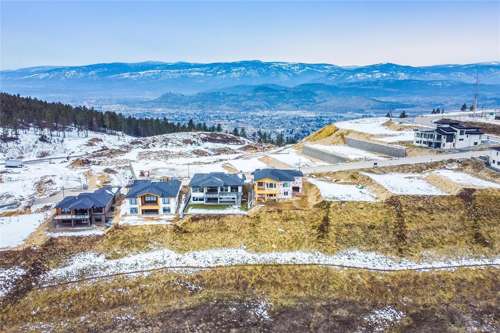 717 Carnoustie Drive, Kelowna, BC, V1P 1V2