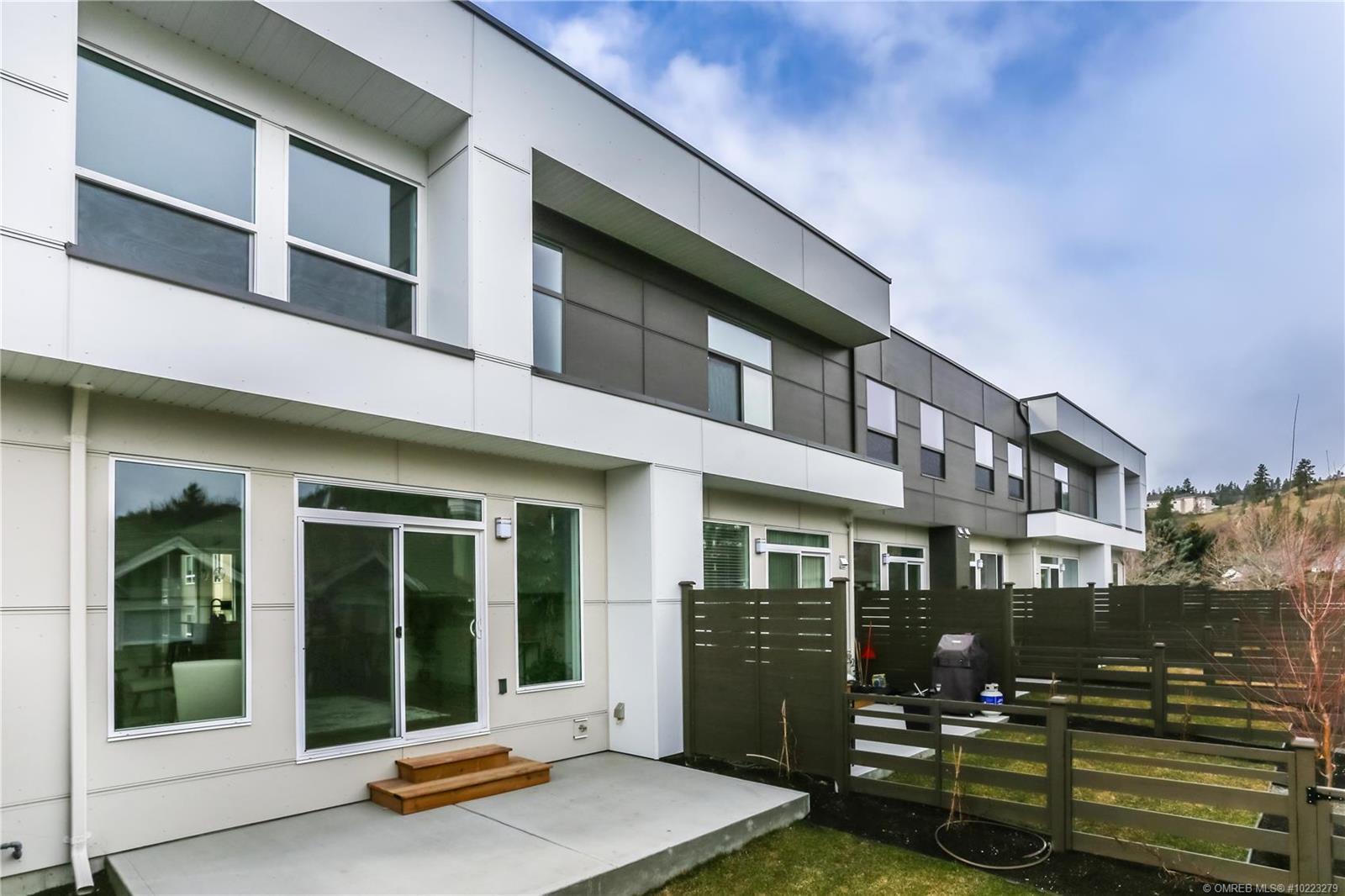 15-720 Valley Road, Kelowna, BC, V1V 2E6