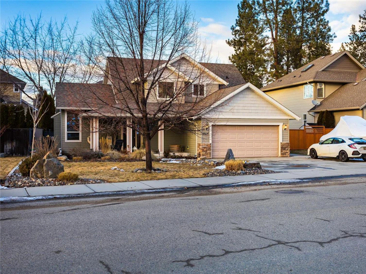 916 Arbor View Drive, Kelowna, BC, V1W 5B5