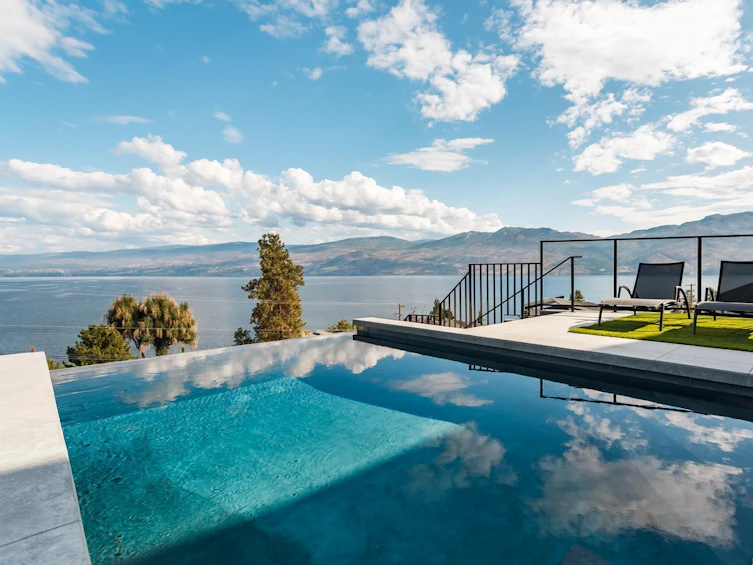3954 Beachview Drive, West Kelowna, BC, V4T 2K1