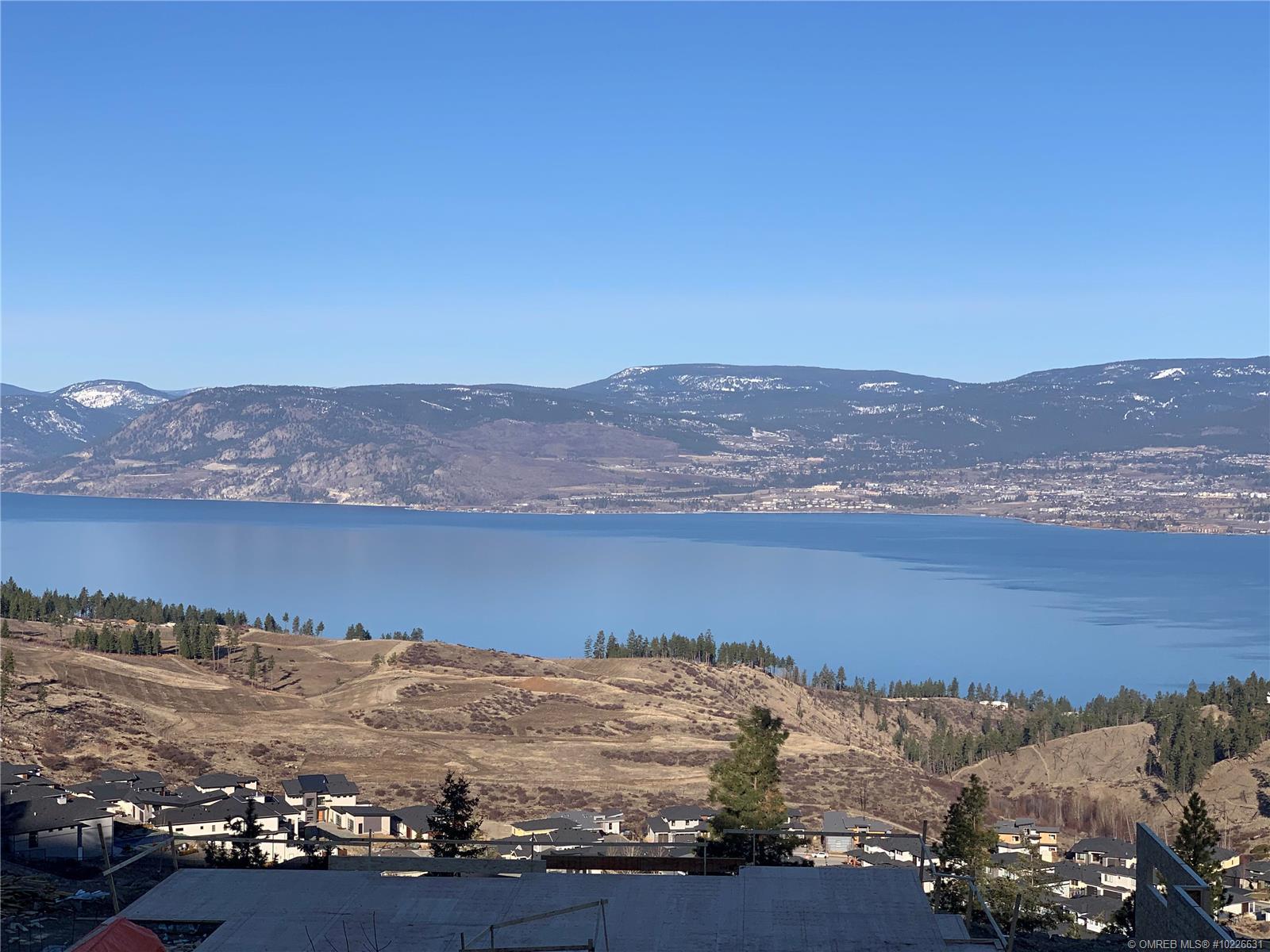 109-5650 The Edge Place, Kelowna, BC, V1W 5M4