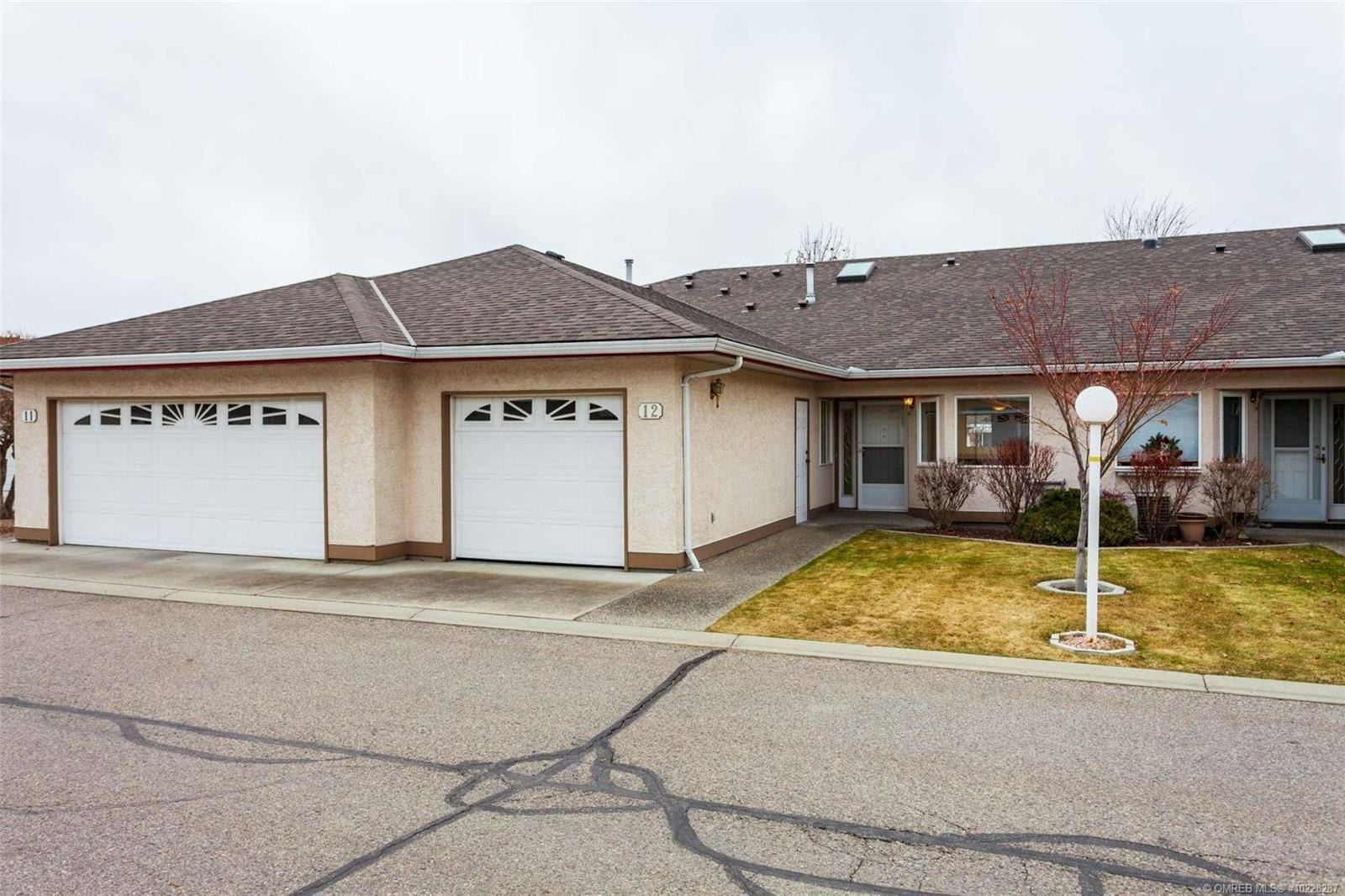 12-1874 Parkview Crescent, Kelowna, BC, V1X 7G6