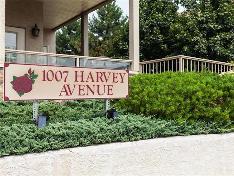 410-1007 Harvey Avenue, Kelowna, BC, V1Y 6E4