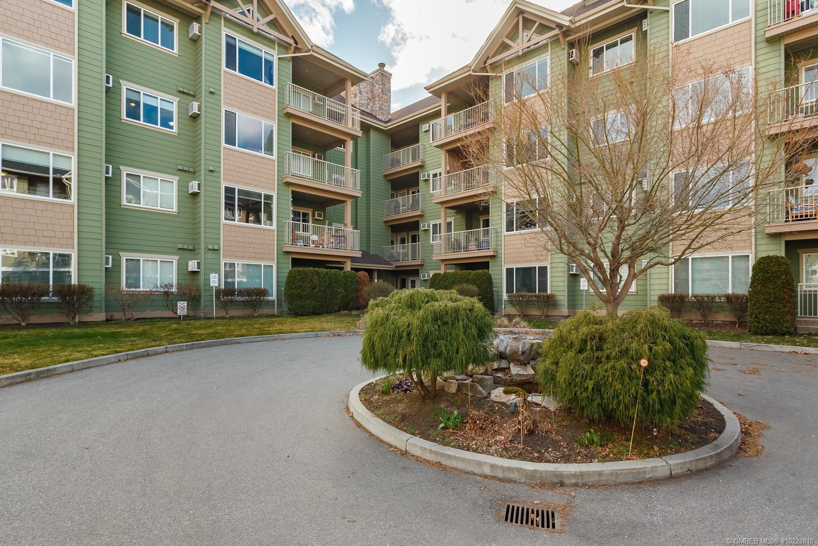 401-680 Lequime Road, Kelowna, BC, V1W 1A4