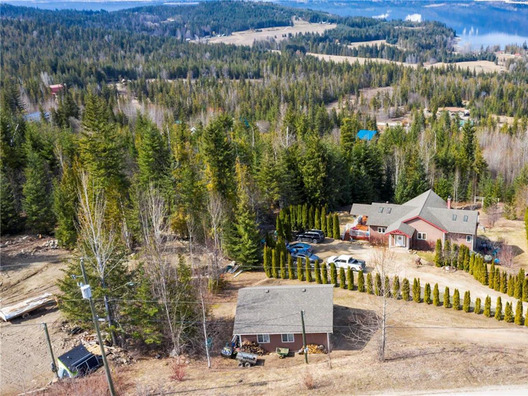 5087 Ridge Road, Eagle Bay, BC, V0E 1T0