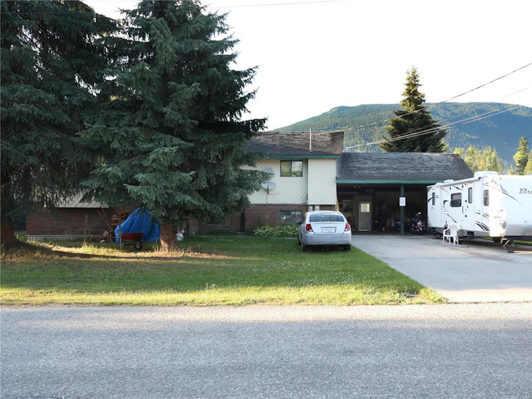 1634 Dogwood Drive, Revelstoke, BC, V0E 2S1