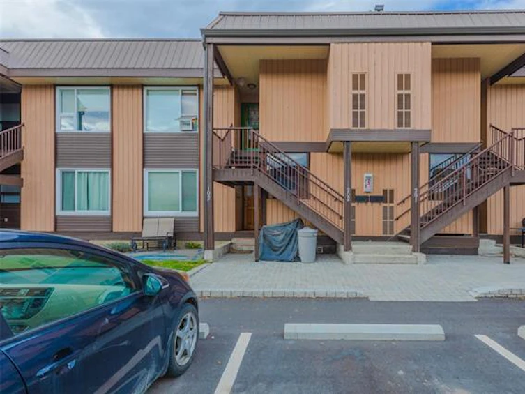 202-1660 Ufton Court, Kelowna, BC, V1Y 8G7