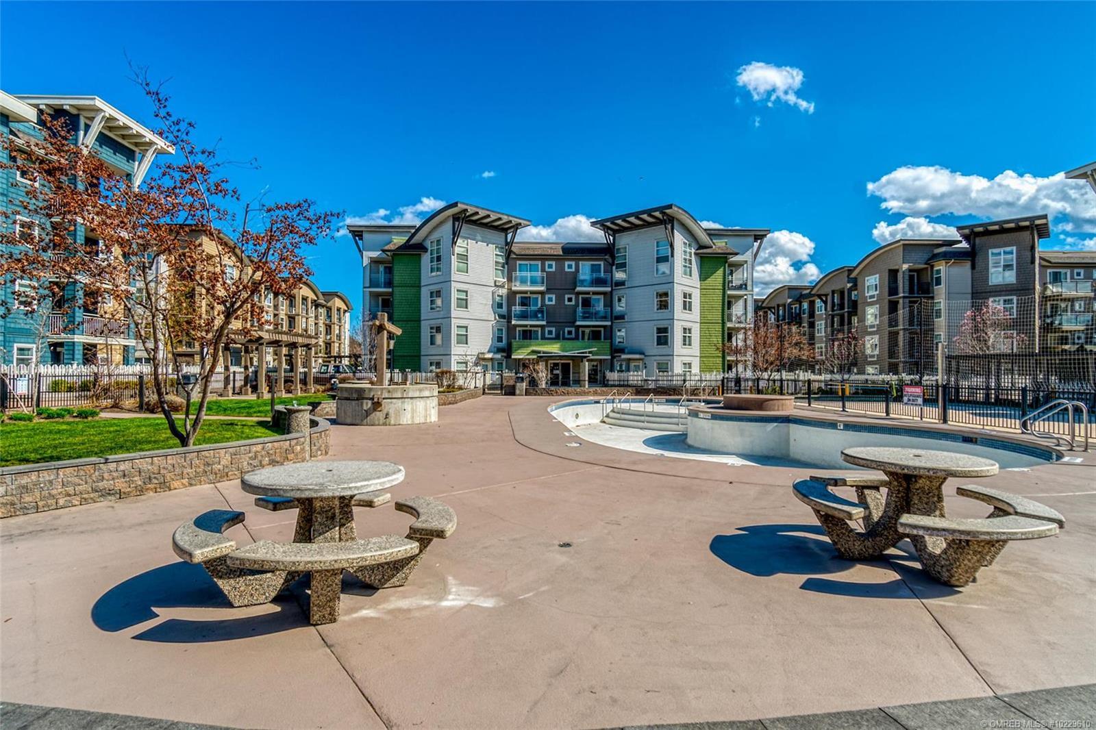 306-539 Yates Road, Kelowna, BC, V1V 2T8
