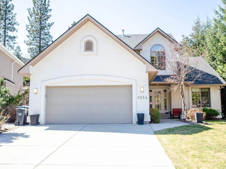 1054 Chilcotin Crescent, Kelowna, BC, V1V 2L7