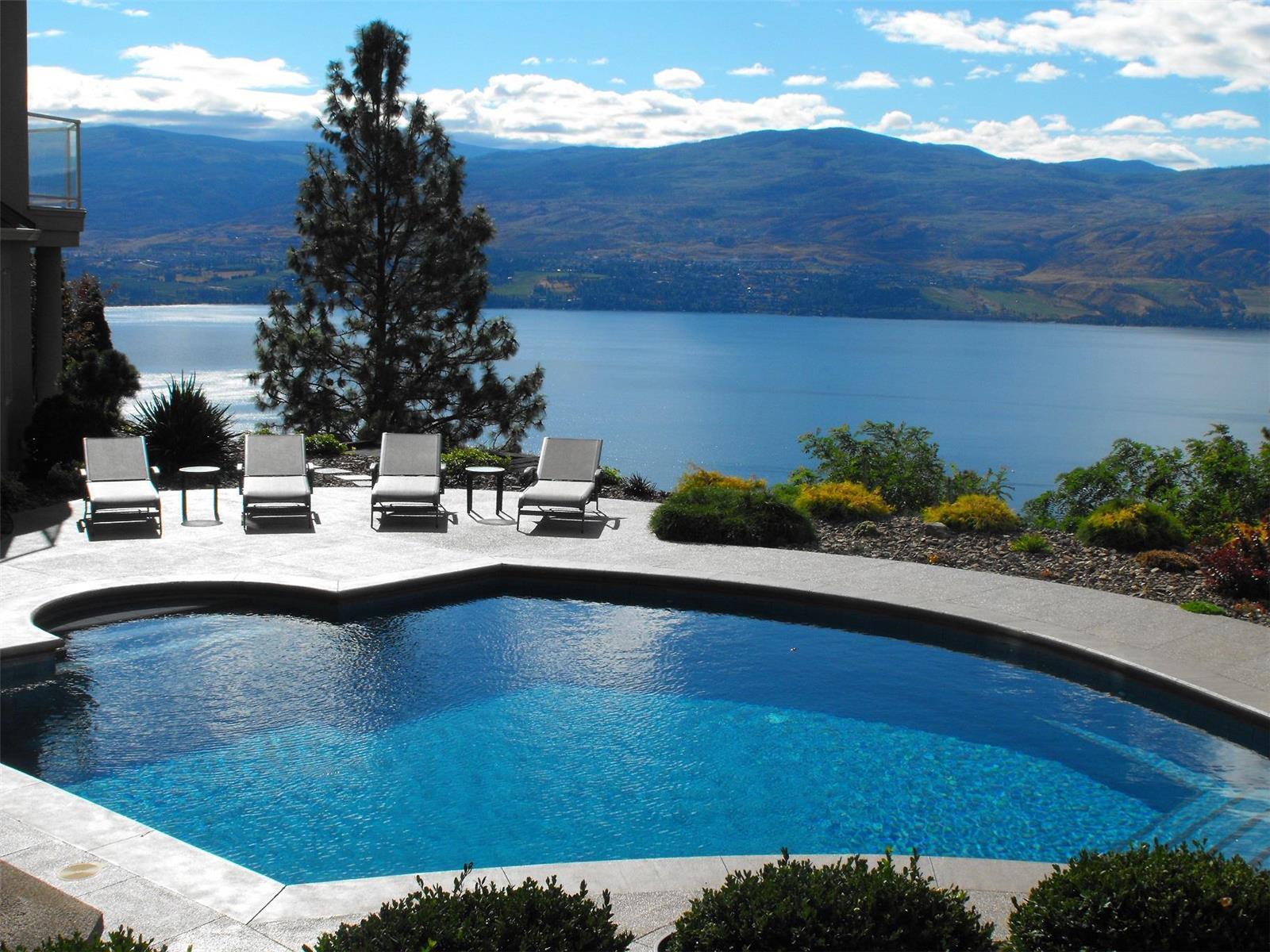 1284 Timothy Place, West Kelowna, BC, V1Z 3N2