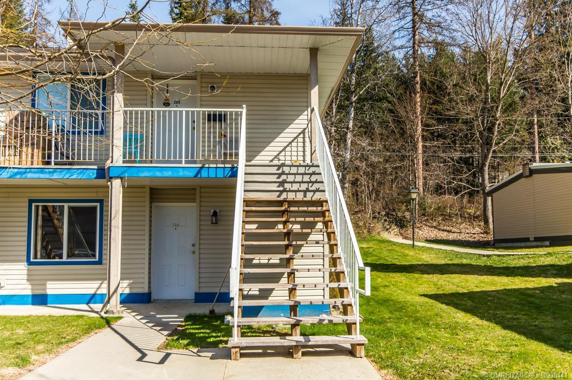 206-831 Southeast 2 Street, Salmon Arm, BC, V1E 4H3