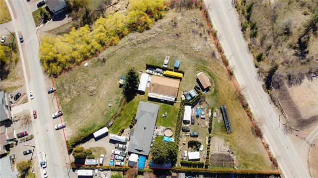 1702 Lynrick Road, Kelowna, BC, V1P 1E8