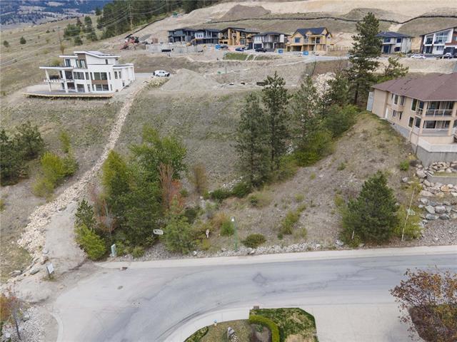 701 Lone Pine Drive, Kelowna, BC, V1P 1A1