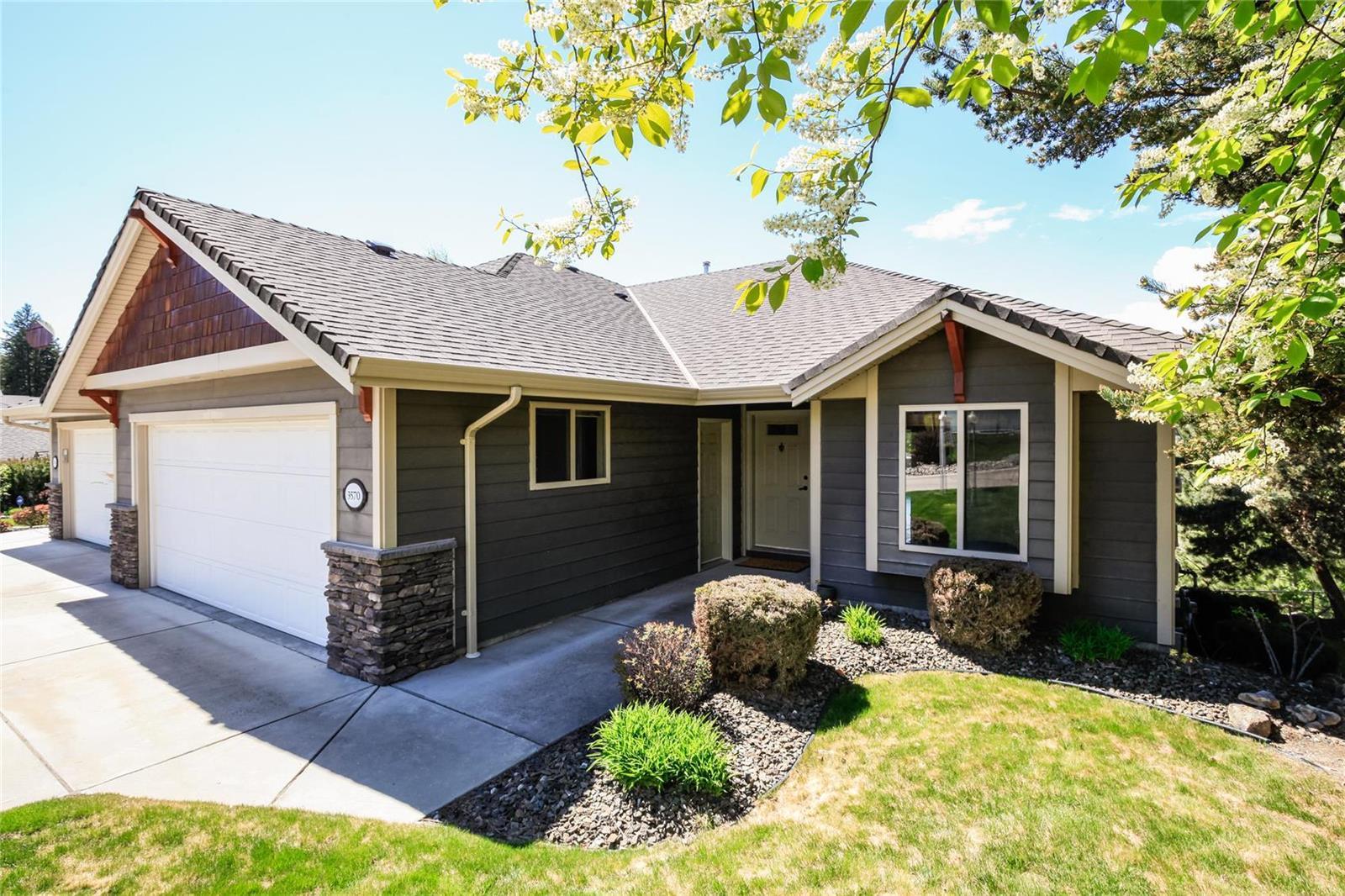 3570 Shadow Creek Drive, Kelowna, BC, V1X 8A8