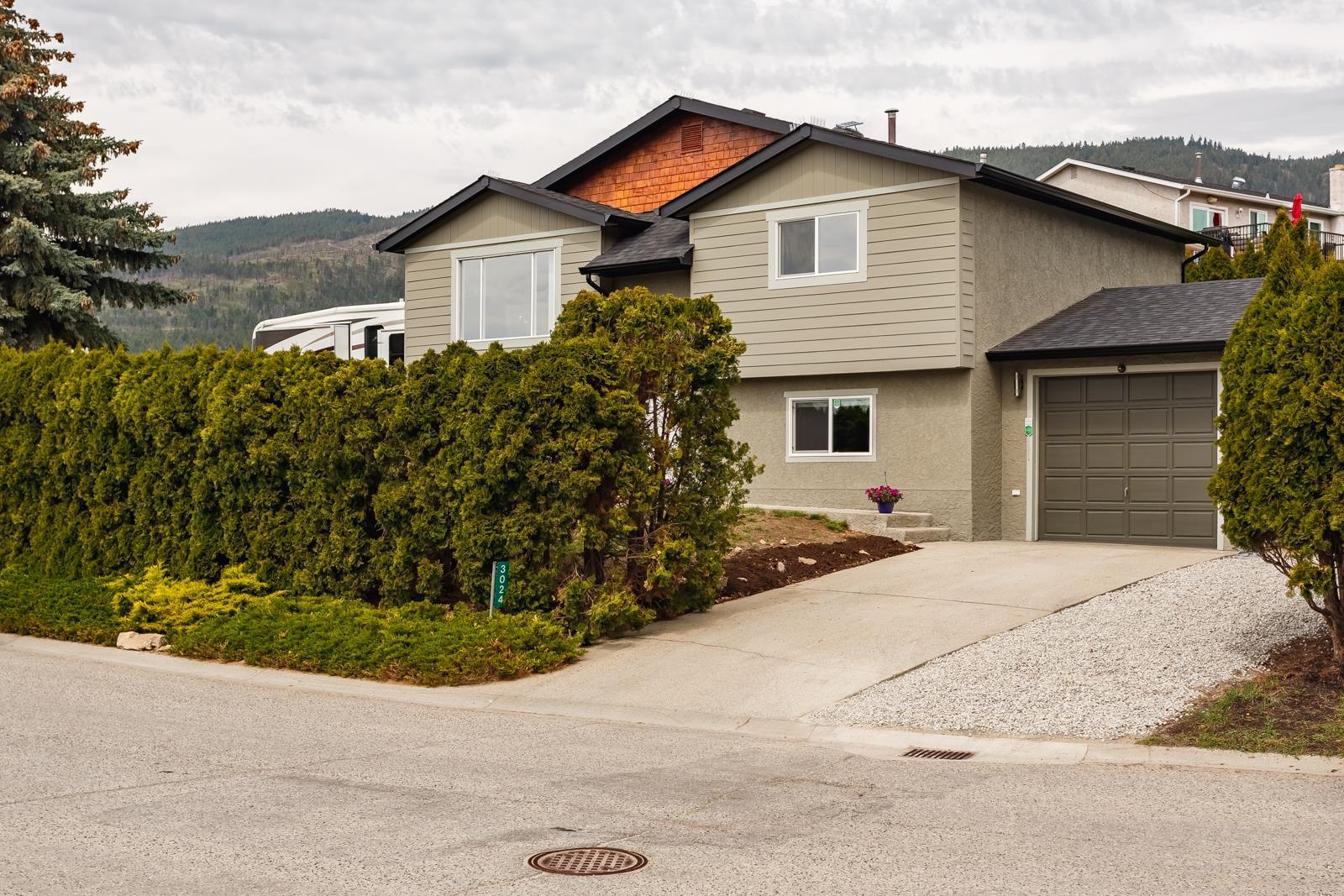 3024 Sandstone Crescent, West Kelowna, BC, V4T 1T3