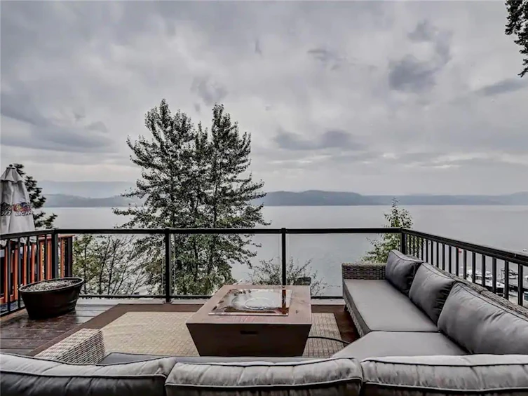 14-4215 Westside Road, Kelowna, BC, V1Z 3W8