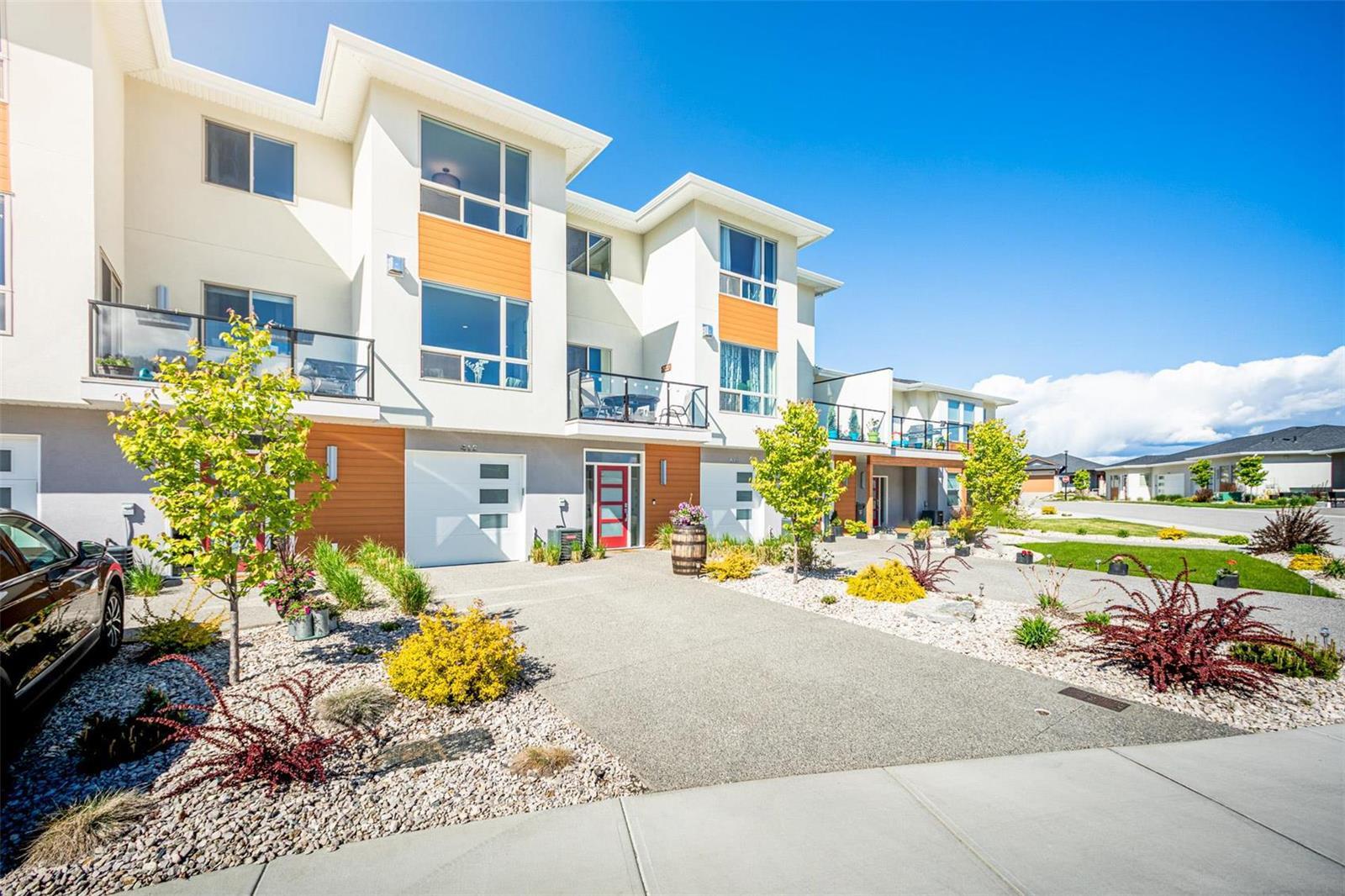 412 Dunbar Court, Kelowna, BC, V1P 1T5